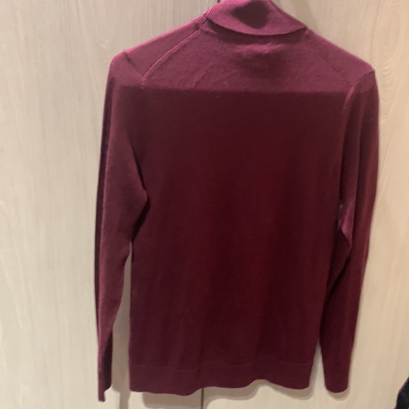 Lord and Taylor Extra Fine Merino Wool Turtleneck - Picture 4 of 4